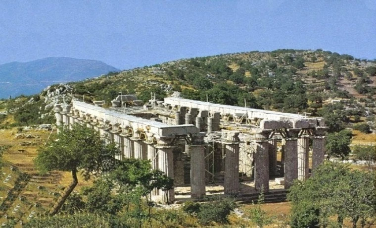 Ο περιστρεφόμενος Ναός του Επικούριου Απόλλωνα: Το μοναδικό φαινόμενο της ελληνικής γης